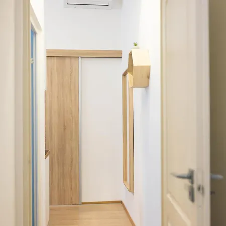 Joseph Hideaway 아파트 *